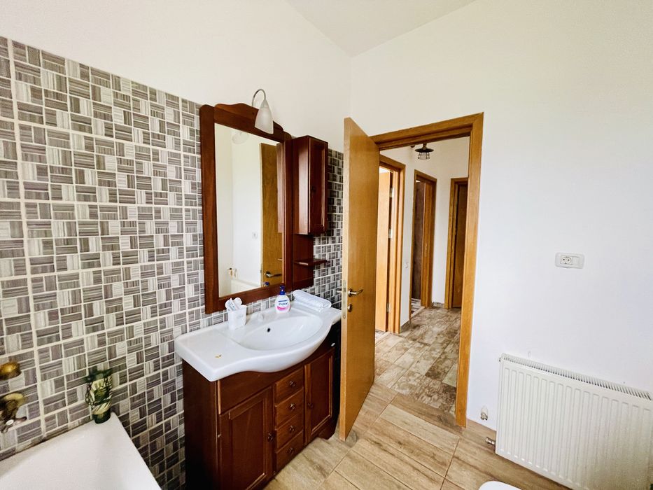 PROPRIETAR - vand apartament Gavana Platou (langa padure)