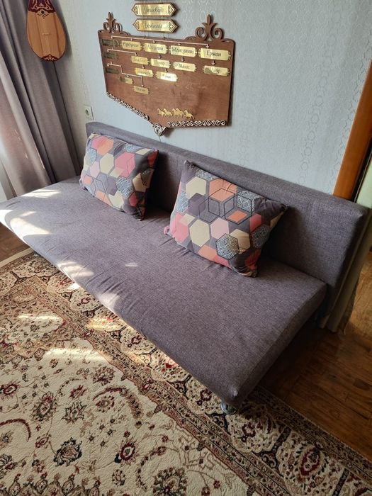 Тахта (диван, софа)