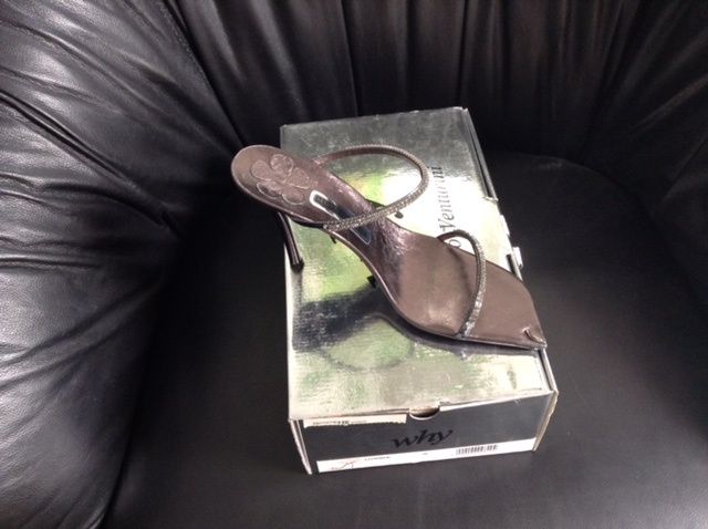 Обувки италиански Чисто Нови не носени