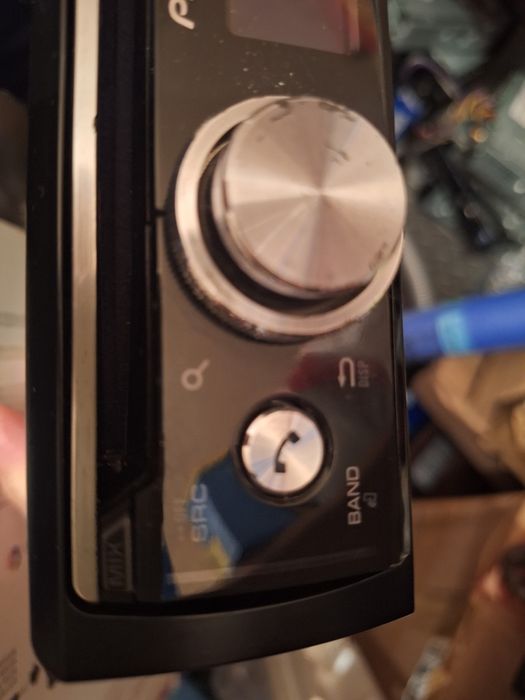 Продавам Pioneer deh-x8700dab