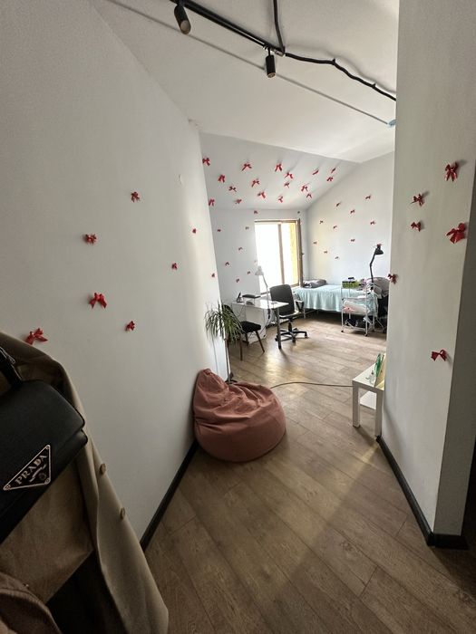 Аренда маникюрный стол