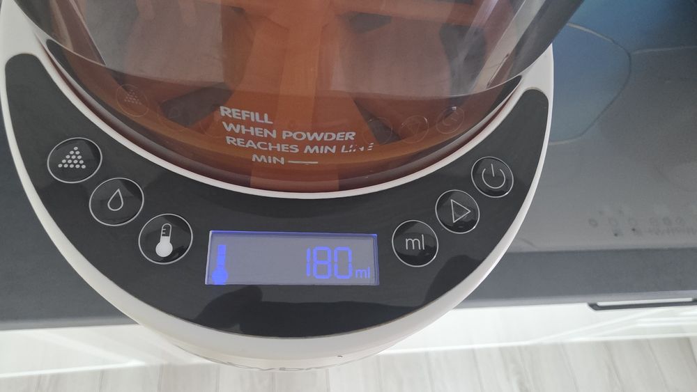 Expressor lapte praf Baby Brezza
