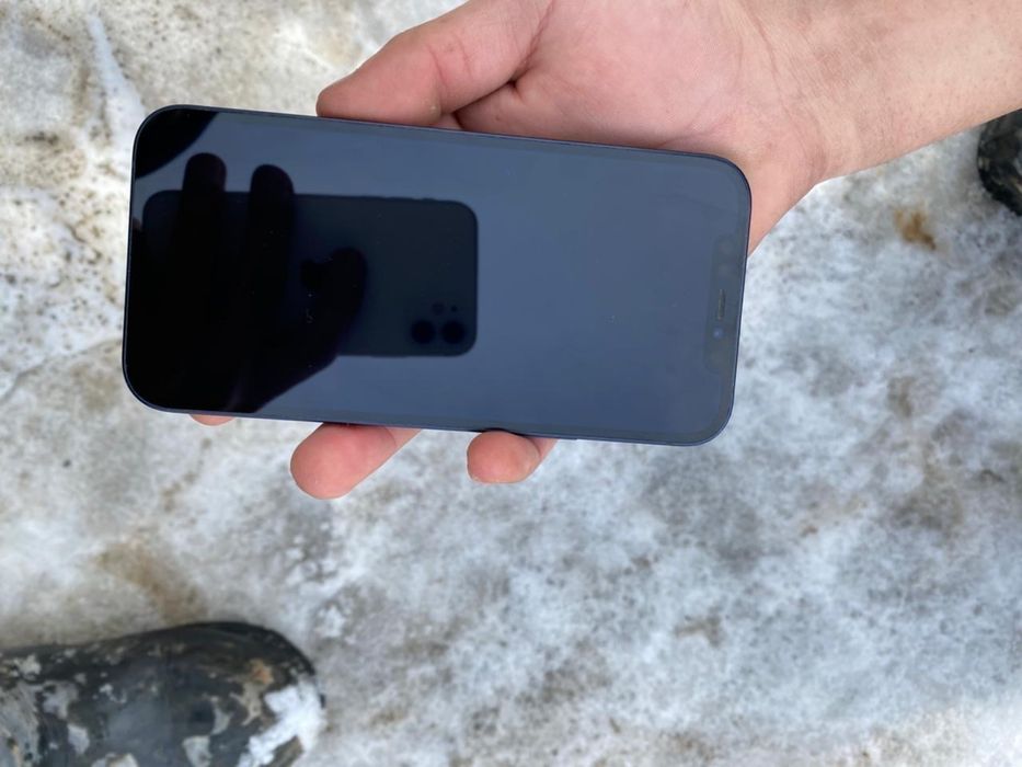 Продам айфон 12 80% акум