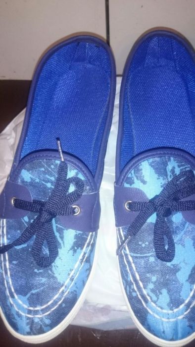 Нови обувки четри чифта