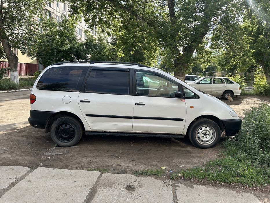 Фольсваген шаран
