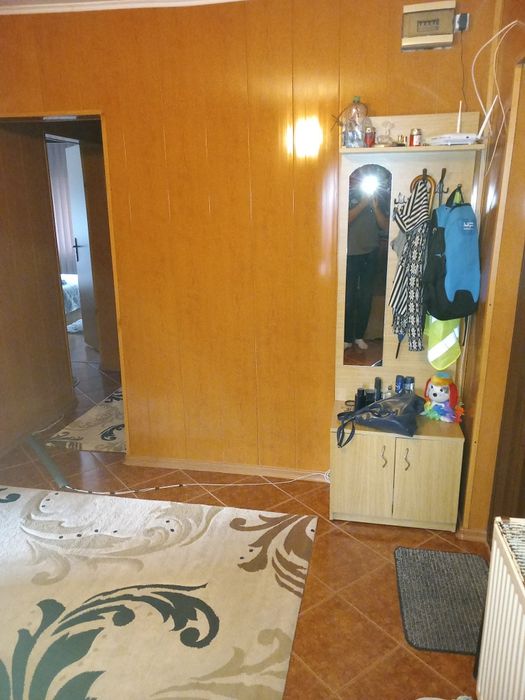 Apartament decomandat cu 2 camere