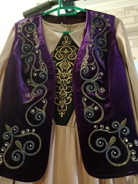 Женский камзол новый