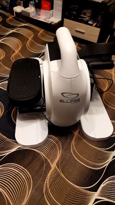 Електрическо устройство за движение на краката