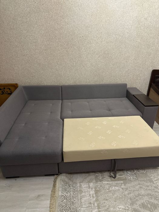 Угловой диван б/у
