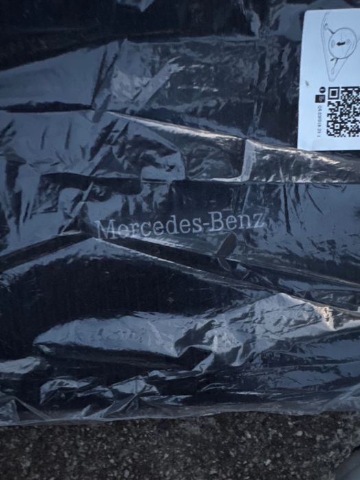 Оргинални стелки за Мерцедес w177 предни W246 гумени