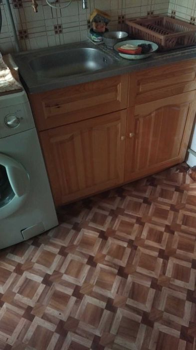 Продавам къща в град Стрелча