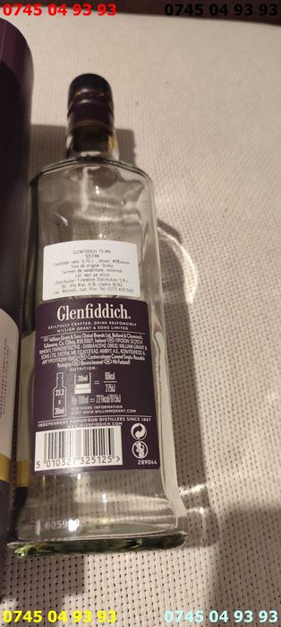 sticla goala ambalaj cutie si sticla goala 15 ANI Glenfiddich