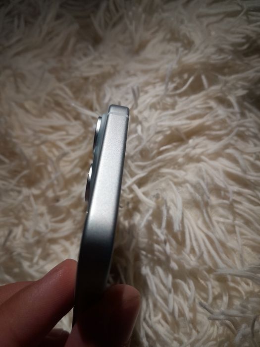 СРОЧНО продам iPhone 15