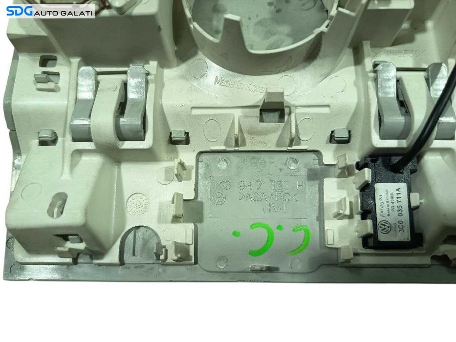 Lampa Iluminare Habitaclu Plafon Plafoniera Volkswagen Passat B6 2005 - 2010 Cod 1K0947133H 1K0947105 [LS0270]