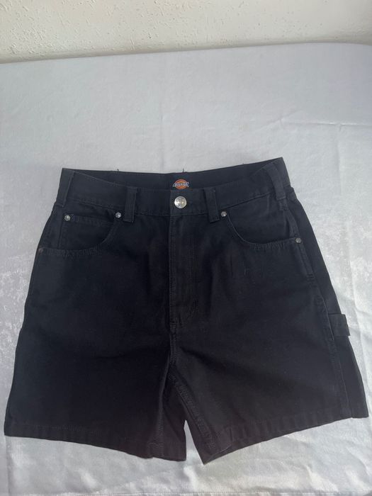 Чисто нови Dickies къси панталони