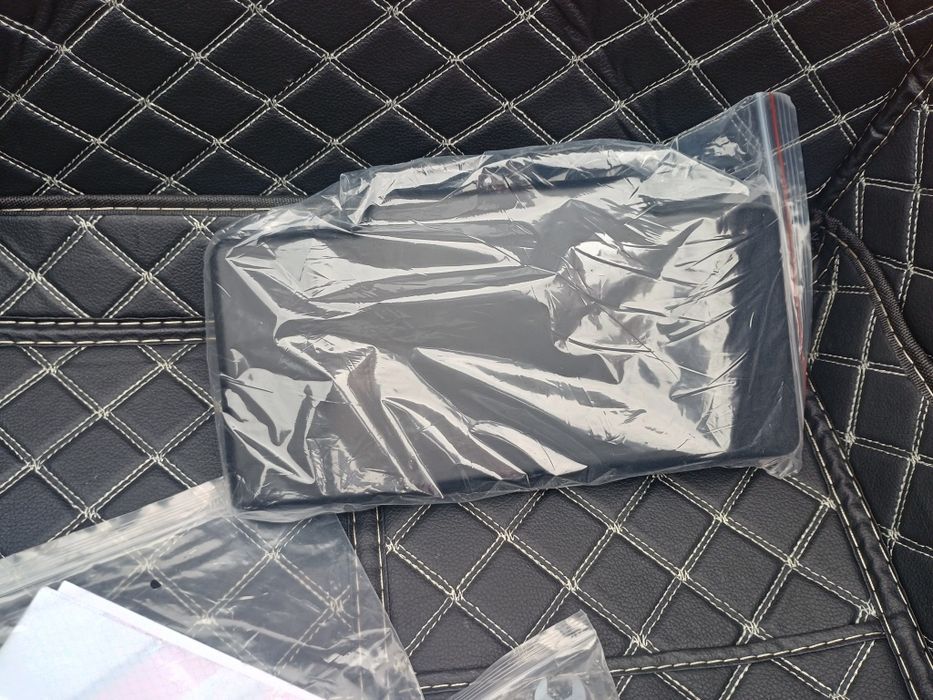 Продавам куфар голям