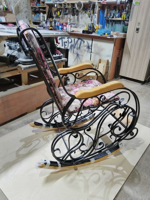 Кресло качалка, новое.Караганда.