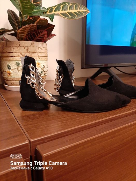 Обувки 37-ми номер