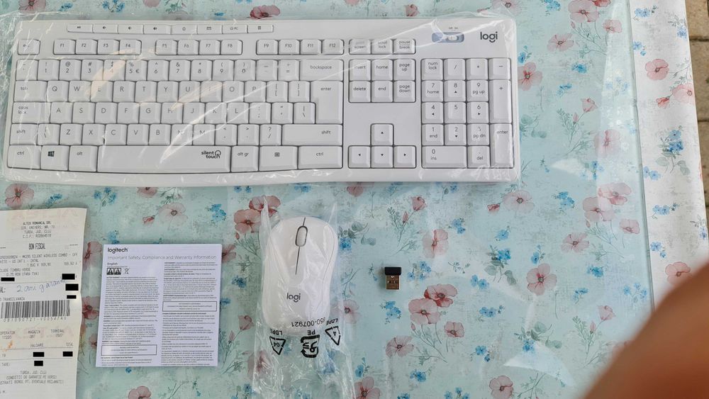 Tastatură + Mouse Wireless Logitech MK295 Combo, Silent Touch, Alb, NOU Sigilat