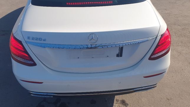Dezmembrez e220 e300 e350 w213 2016 2017 piese mercedes e200 w213 2018