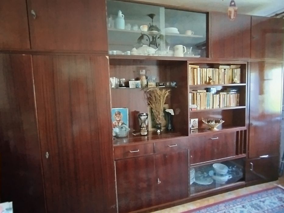 Mobilier vechi,,