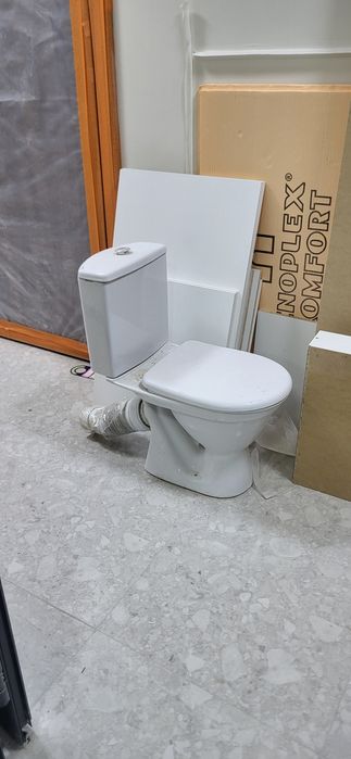 Продам Унитаз Раковину