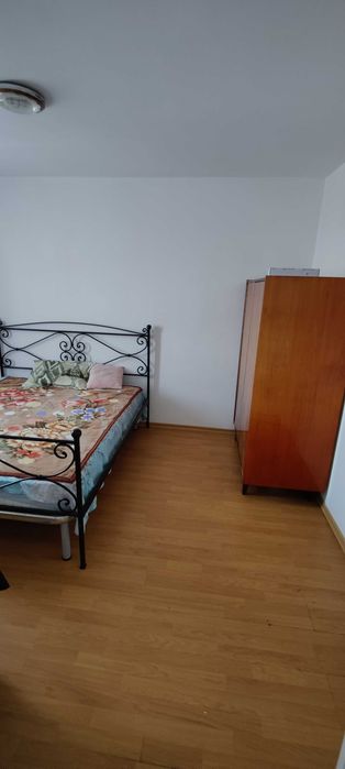 Inchiriez Garsoniera Zona Paco-Scoala 7  (Et.2)