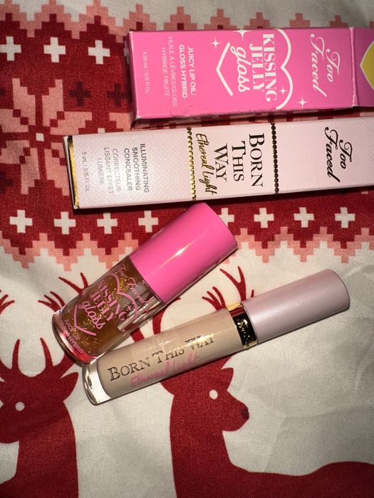 Гримове Too Faced