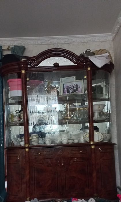 Стенка  жақсы еш жері бұзылмаған.