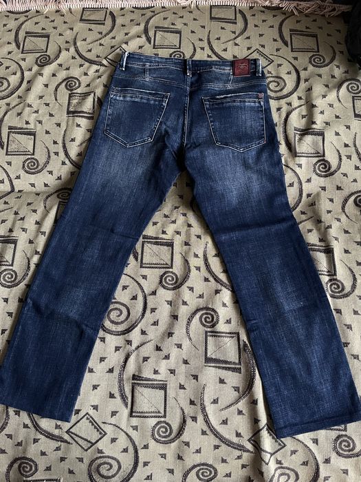 Продам мужские  джинсы