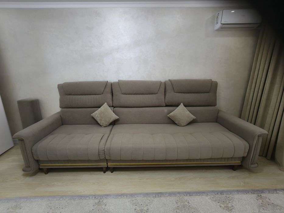 Продаётся диван б/у 1 год