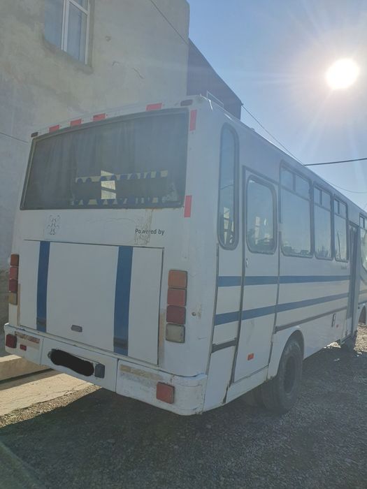 Isuzu avtobus sotiladi gazlik