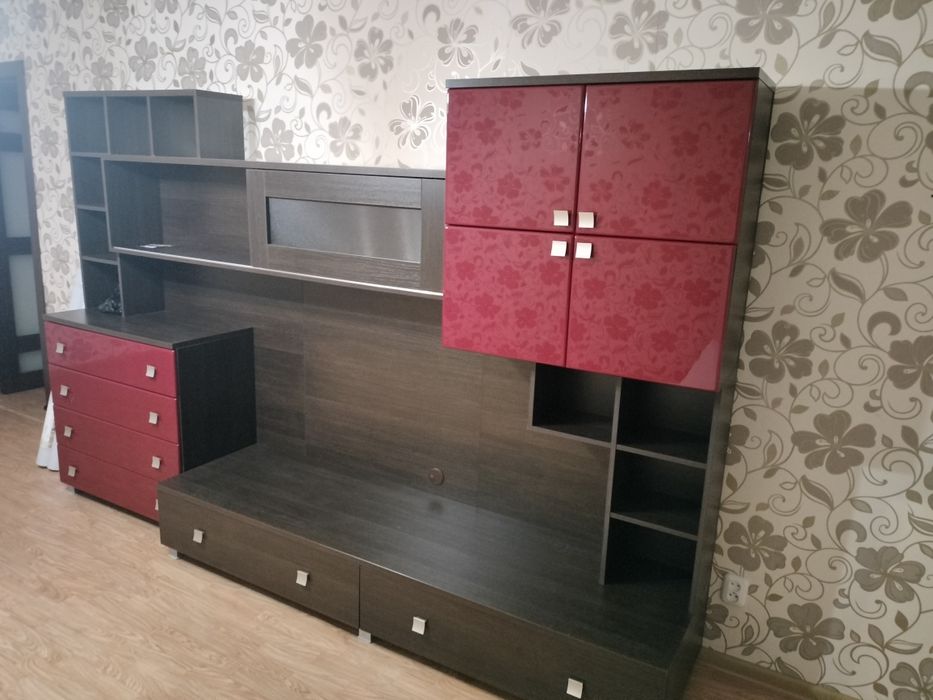 Продам стенку горка