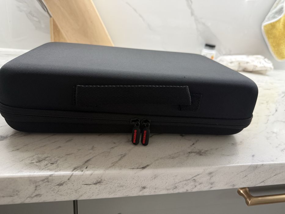 Продам сумку для фена дайсон