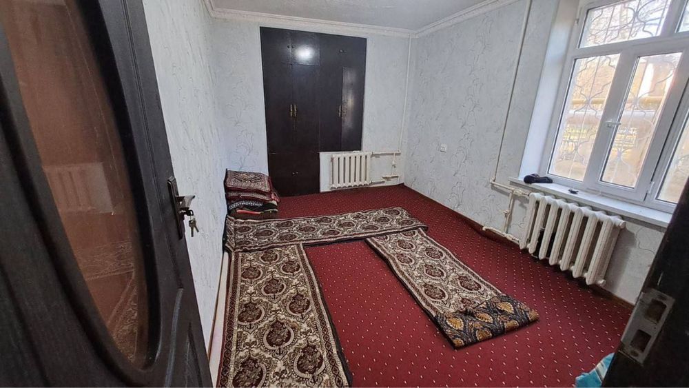 ~1v2/3/5, Чил 26, площадь 42м2, балкон 2х6 продаётся квартира