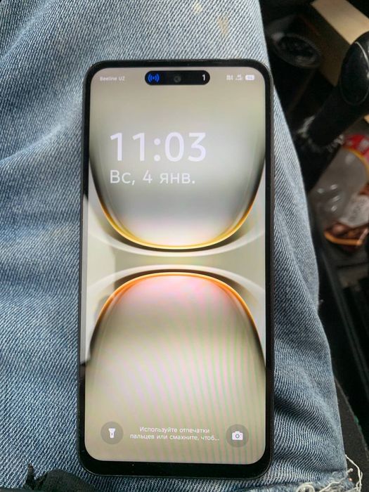 Tecno spark 40C 6/128gb telefon holati yangiday olinganiga 1 oy buldi