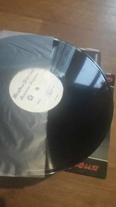 Пластинки виниловые