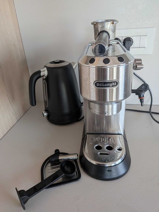 DeLonghi Dedica stare excelenta