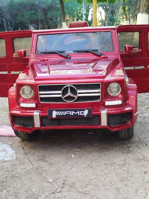 Продается детский электромобиль