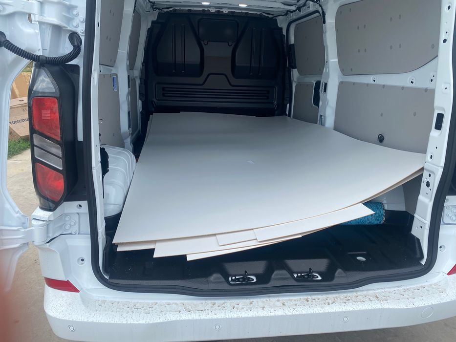 Transport marfă închiriere auto cu șofer ,colete , echipamente