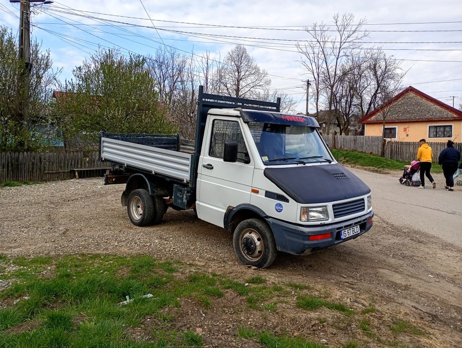 Iveco daily basculabil
