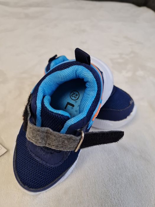 Adidași copii bleomarin