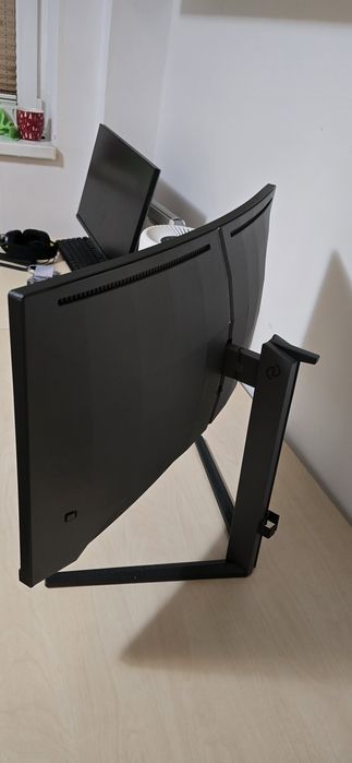 Monitor  curbat VA Phillips Evnia, 27", FHD, 280Hz-garantie 2 ani