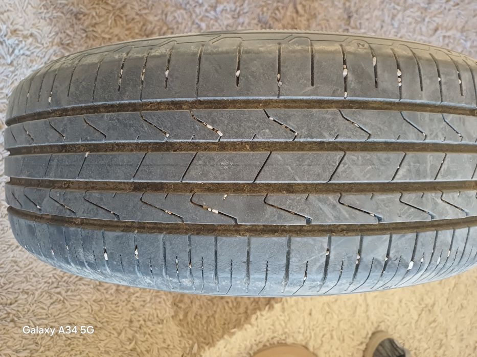 Anvelope vară 205/60/16