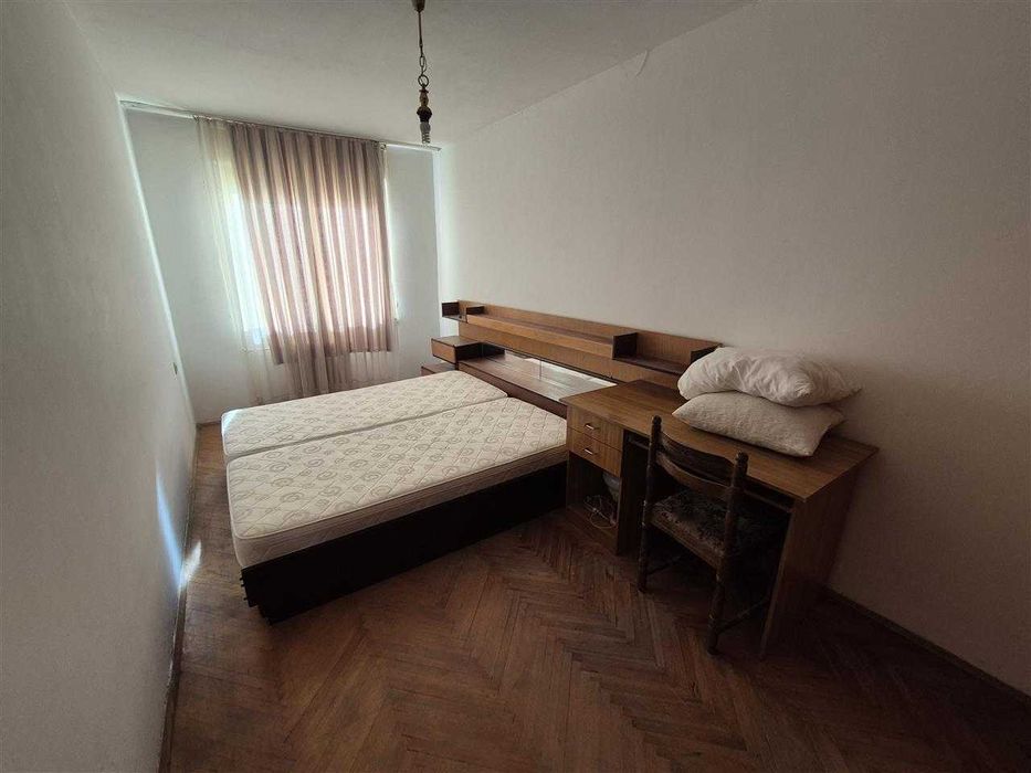 Дава се под наем Двустаен апартамент в Пловдив, Тракия - 61 кв.м за 229.5 € - Снимка #3