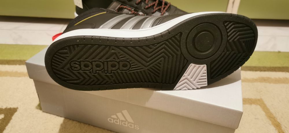 Adidas hoops 3.0 mid wtr