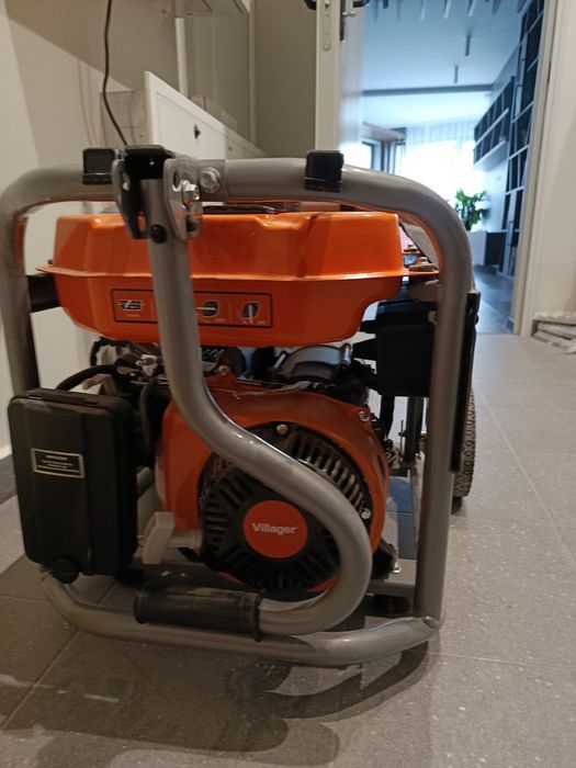 Генератор Villager VGP3300S