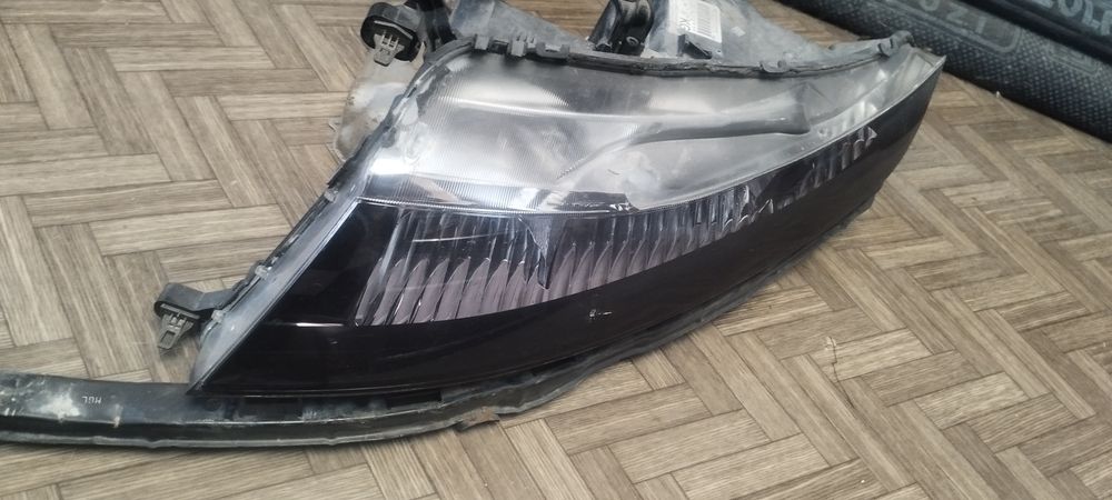 Ксенон Фарове за хонда сивик 8, honda civic8