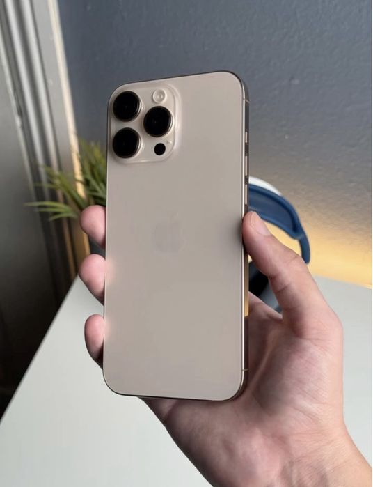 Iphone 16 pro max desert идеал 256гб