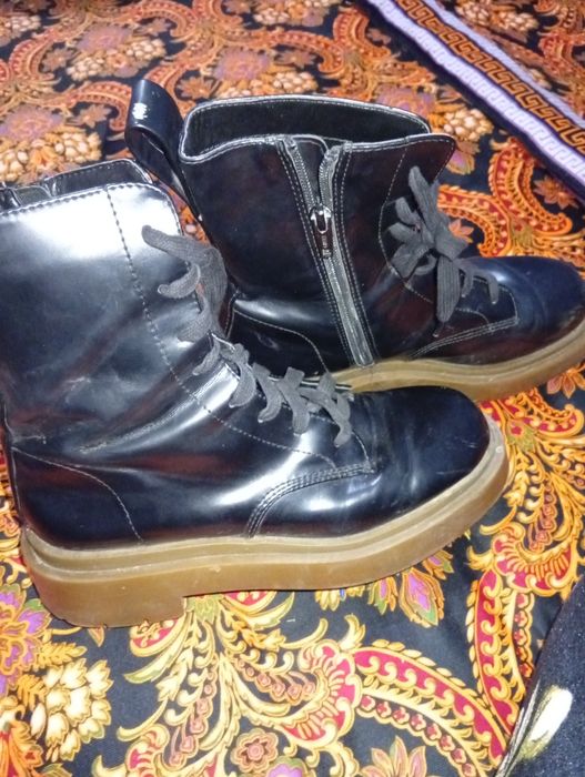 Yangi kiylmagan razmeri 38 rassiyda ishlab chiqarilgan